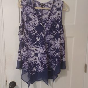 Simply Vera. Vera Wang SZ XL. sleeveless,  silky top